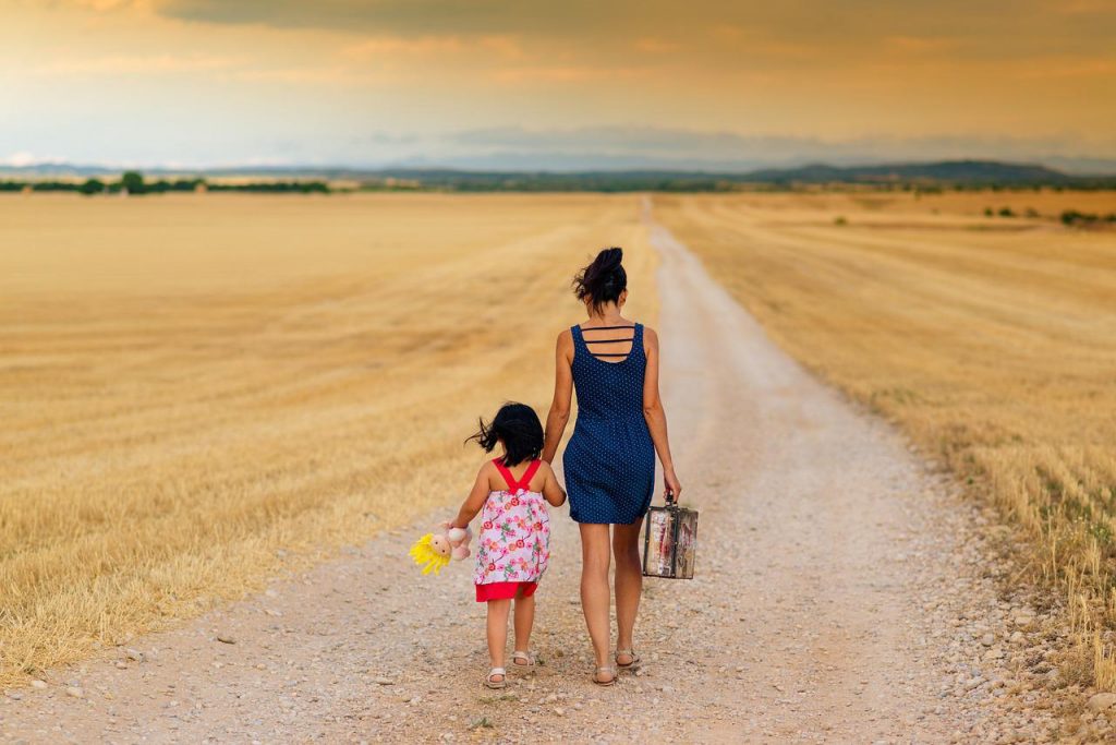 mother, child, walking-1077334.jpg